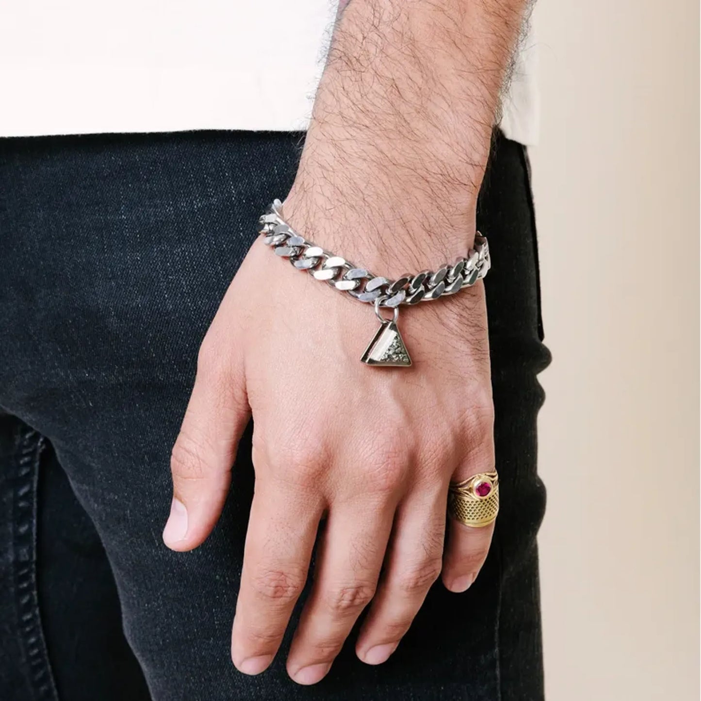 DIPHDA Iconic Triangle Bracelet Adjustable Size