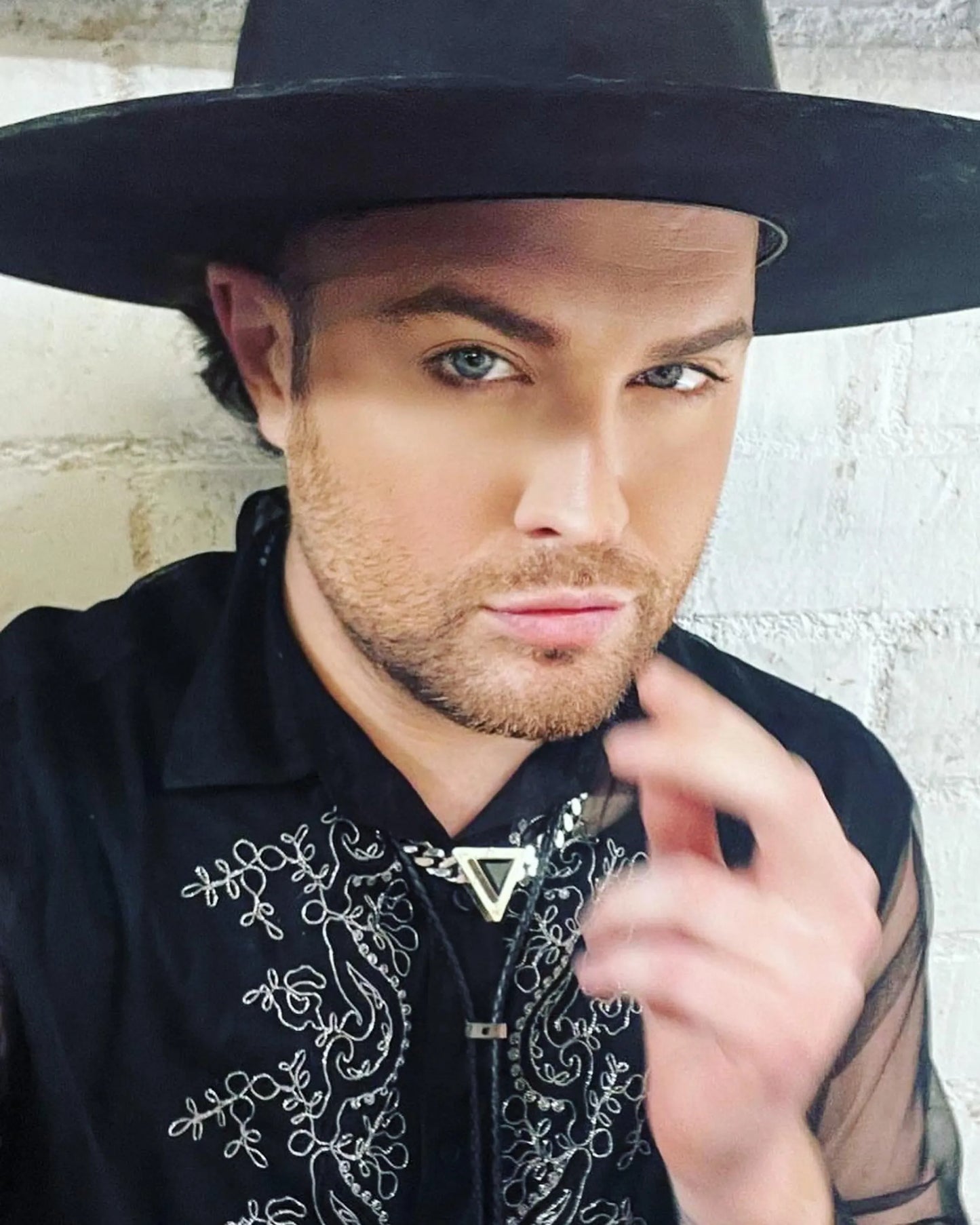 Iconic Tri Necklace - Your Pet Connection