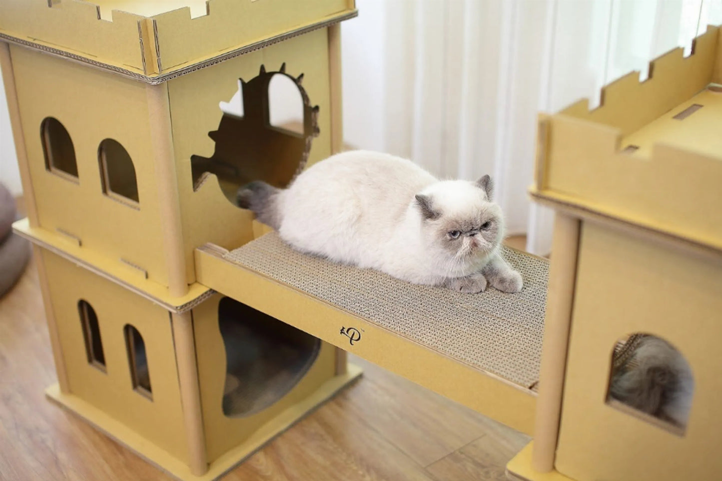 London Bridge Cat House - Your Pet Connection
