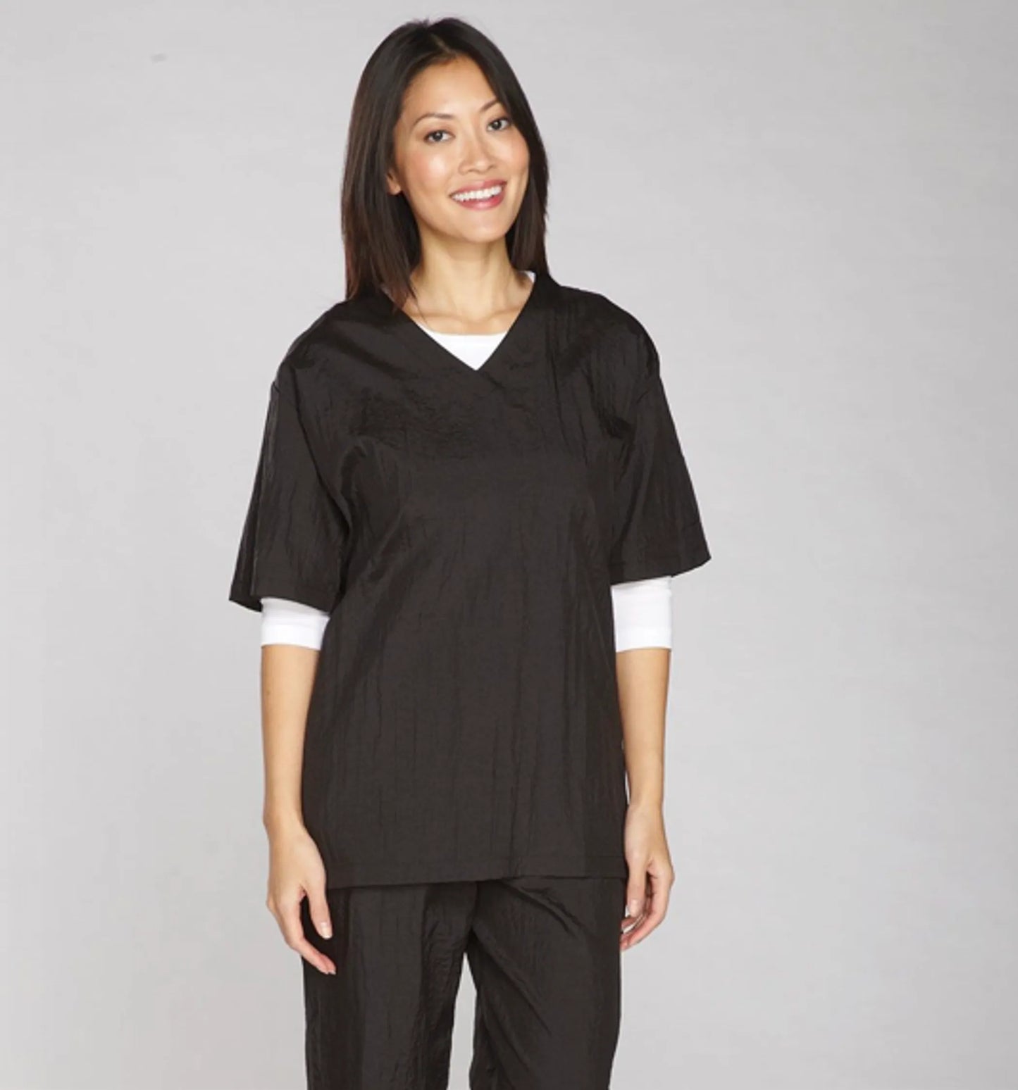 TP V-Neck Grooming Smock