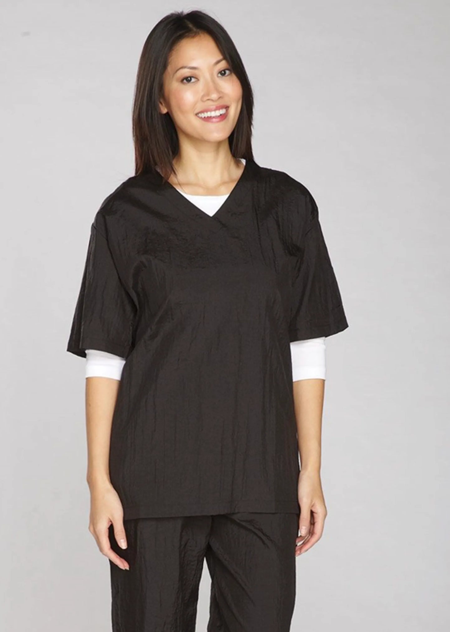 TP V-Neck Grooming Smock