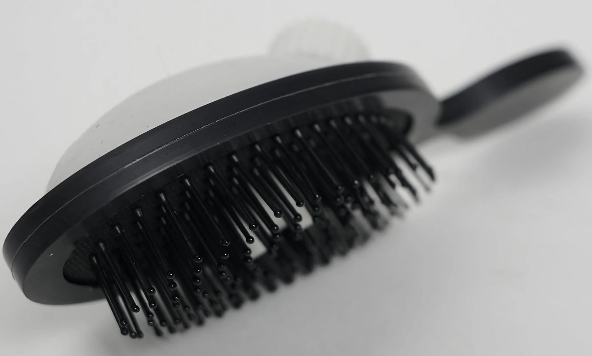 The Benjamin Brush Detangle Bristles - Color: Black | Size: BRUSH | Pack Of: 1 - Your Pet Connection