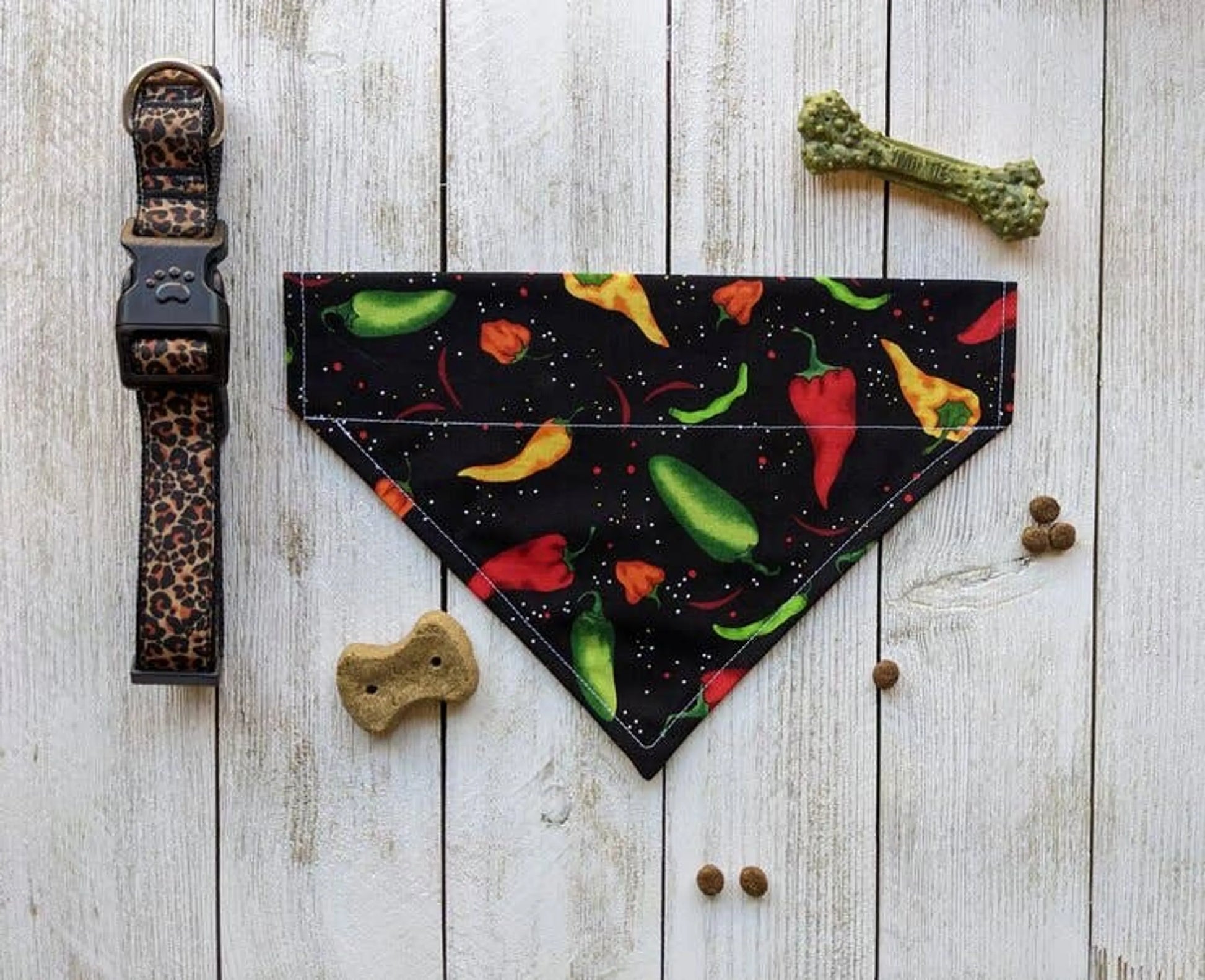 Over-The-Collar Dog Bandana - Your Pet Connection