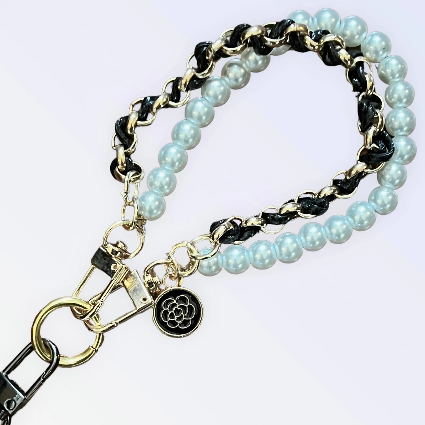 A Stroll on 5th Avenue - Leash - Your Pet Connection