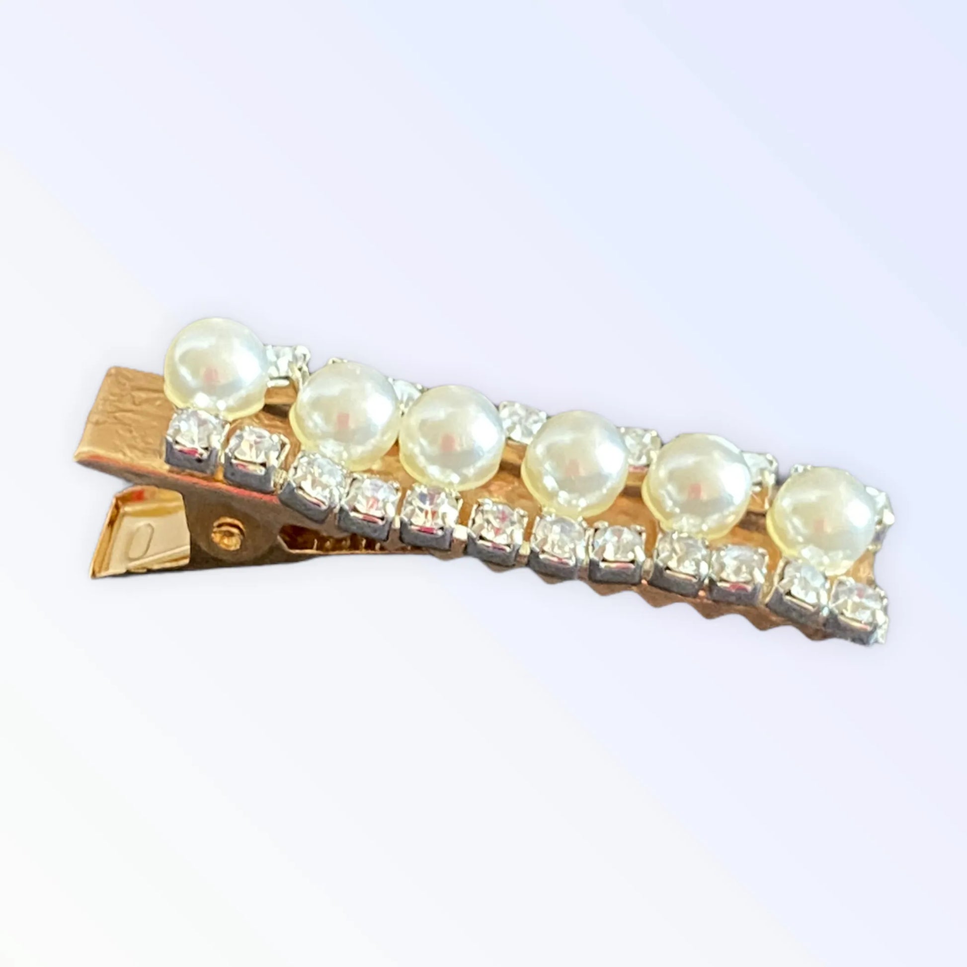 Pearlella Clips - Your Pet Connection