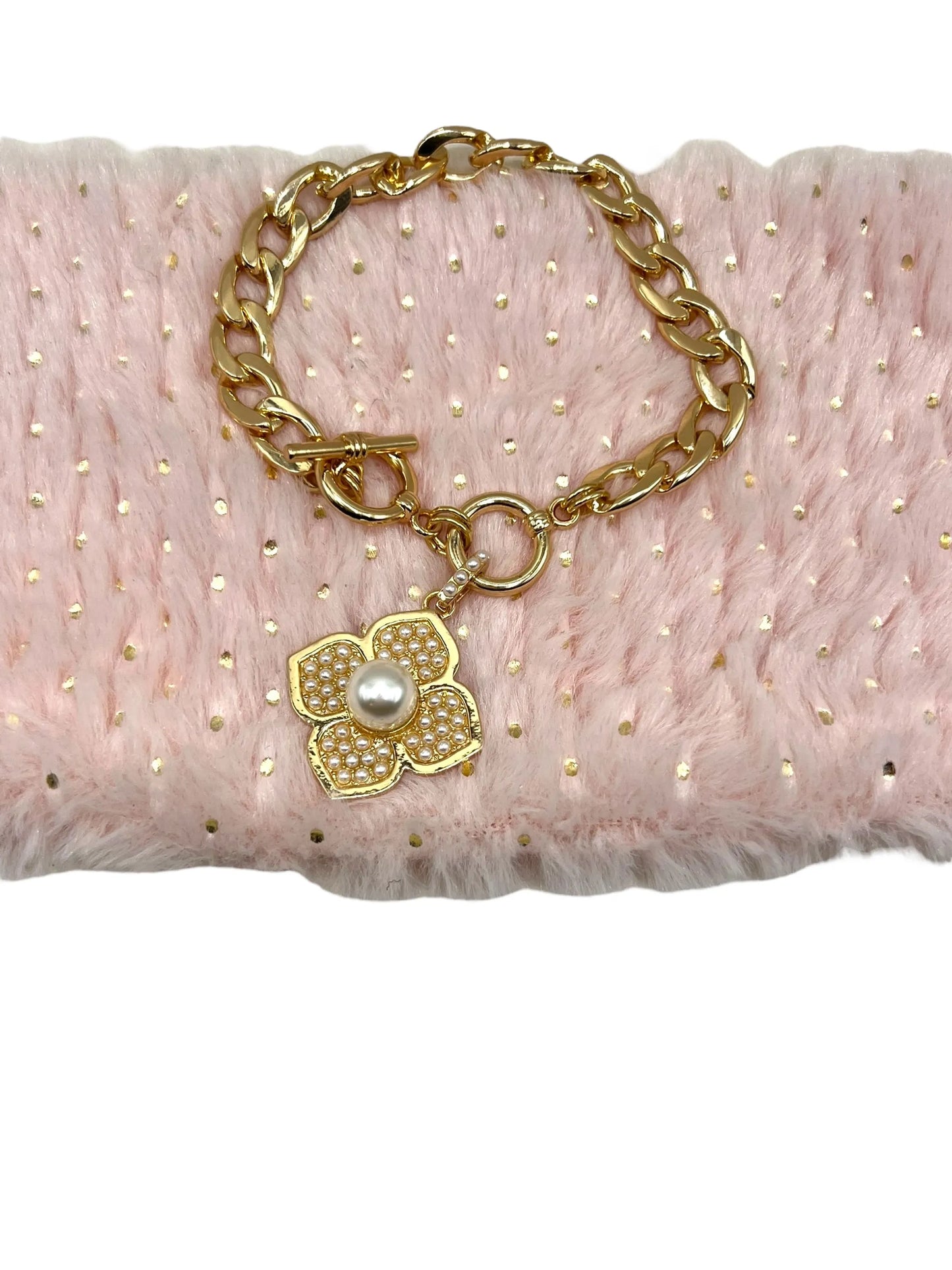 Pearl Bloom Elegant Dog Necklace - Your Pet Connection