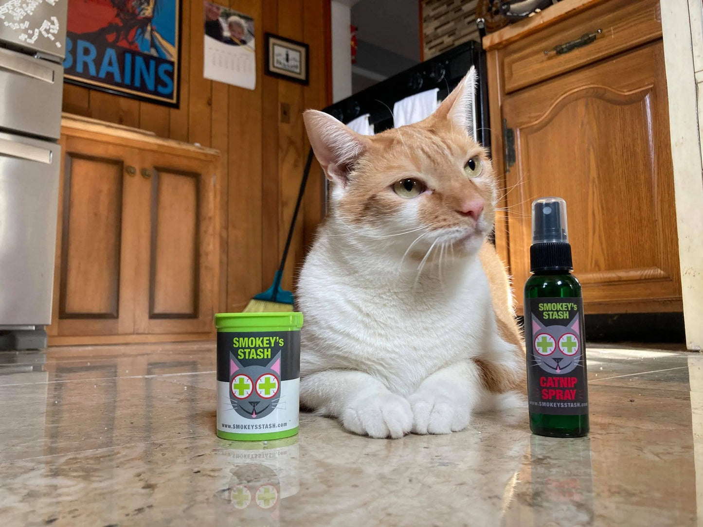 Smokey's Stash Catnip Magic Spray 2oz