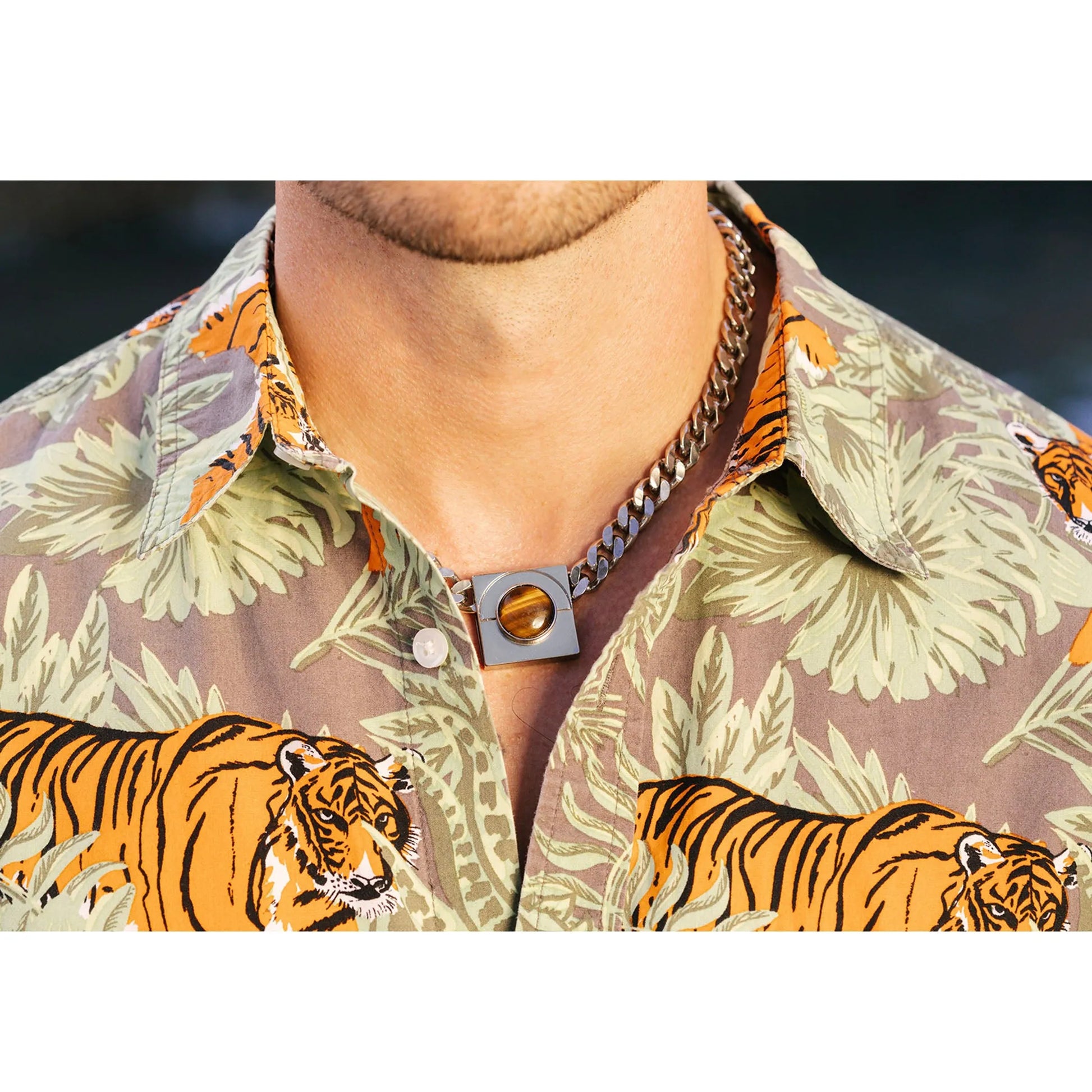 Iconic Moon Necklace - Your Pet Connection