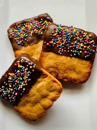 The Blue Cerebus Dog Bakery Gourmet Banana Cookies Pack