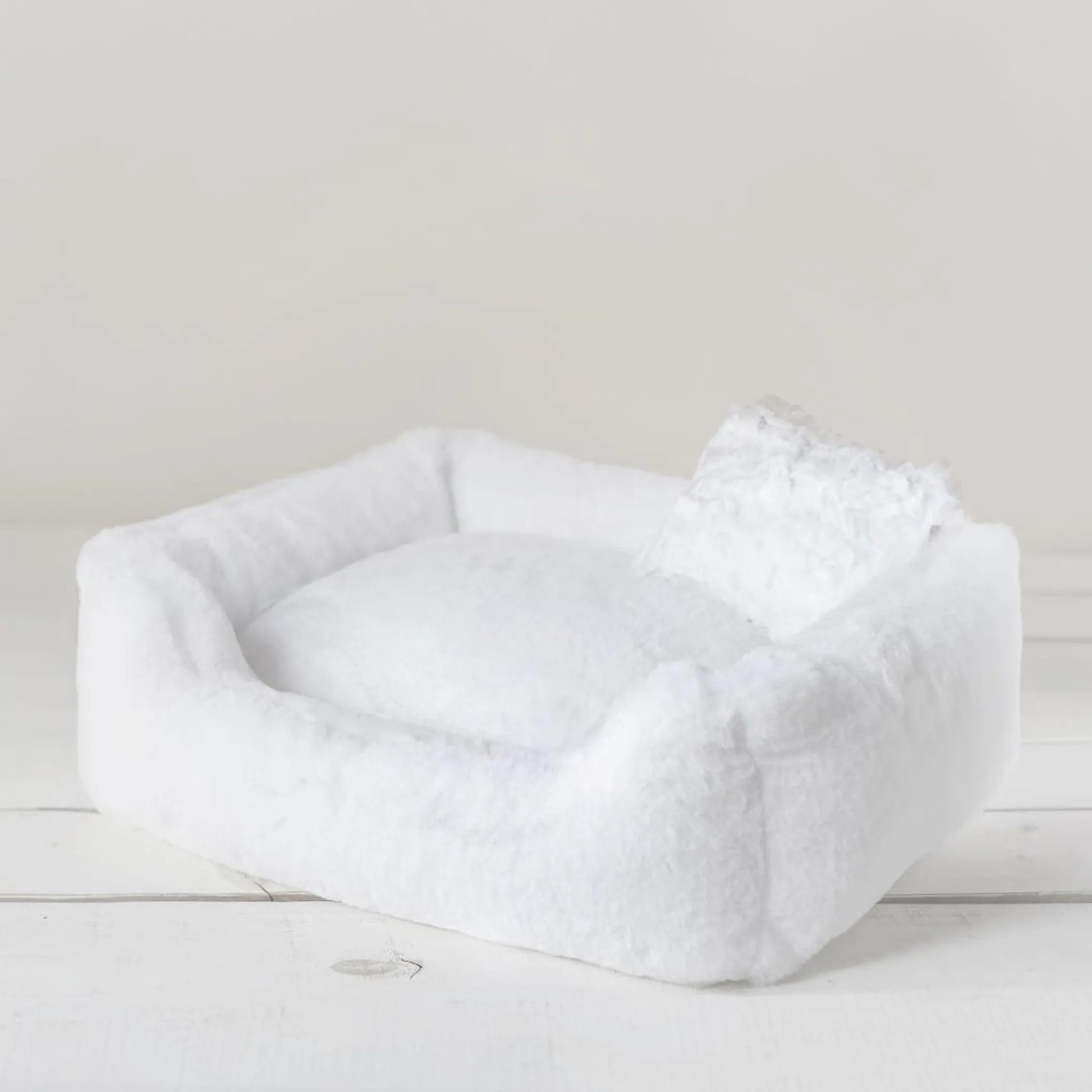 Divine Dog Bed - Your Pet Connection