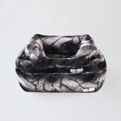Deluxe Dog Bed - Your Pet Connection