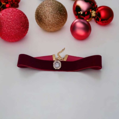 Luxurious Velvet Crystal Dog Collar - 12"