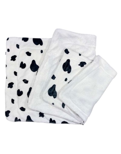 White - Ultra Plush Moo Cow Blanket - 30" x 20"