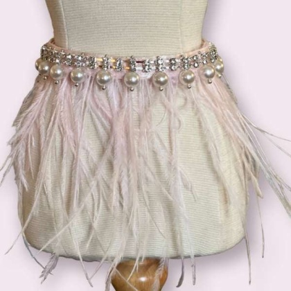 Feathers, Diamonds, & Pearls Glam Collar - 10''