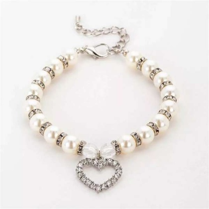 Heart and Pearl Necklace- White - Medium